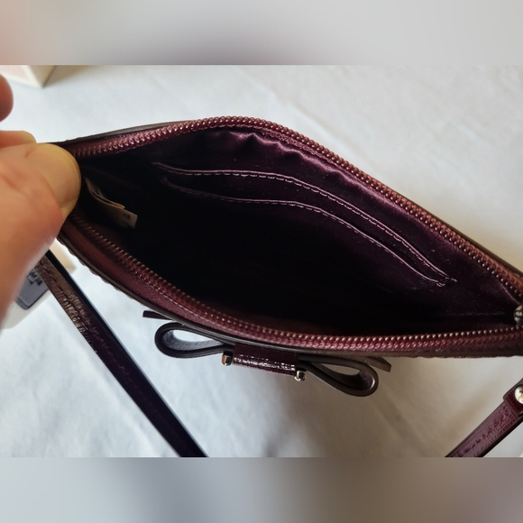 Coach Darcy Wristlet and Dreams Sunset Fragrance - Picture 3 of 8